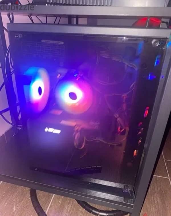 gaming desktop can run any game 250+ fps 2