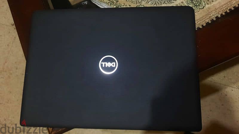 lap top dell  i7-8565U 2