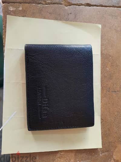 black wallet