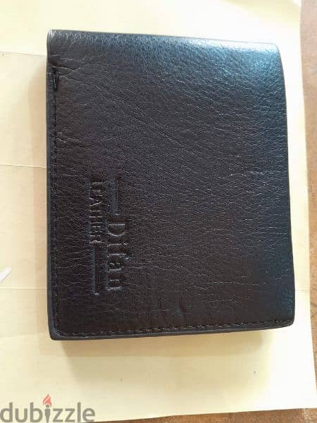 black wallet 1