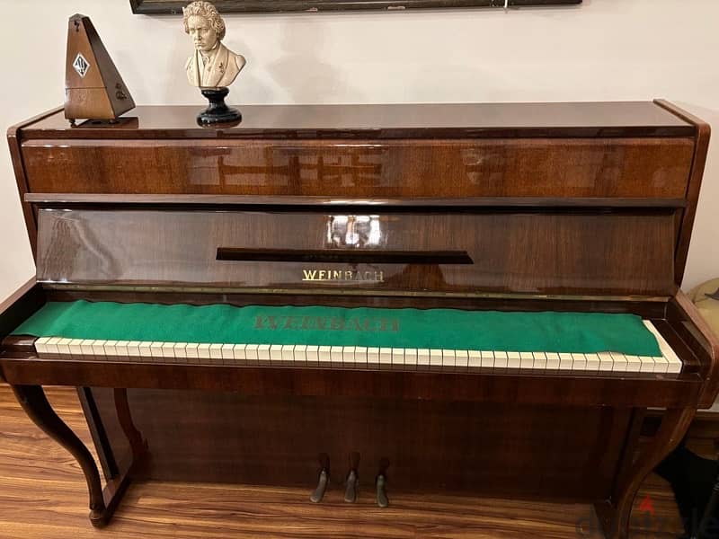 Weinbach Piano in Excellent Condition 1