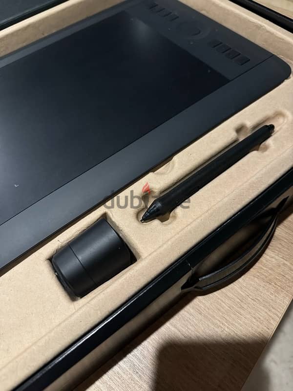 INTUOS PRO WACOM 0