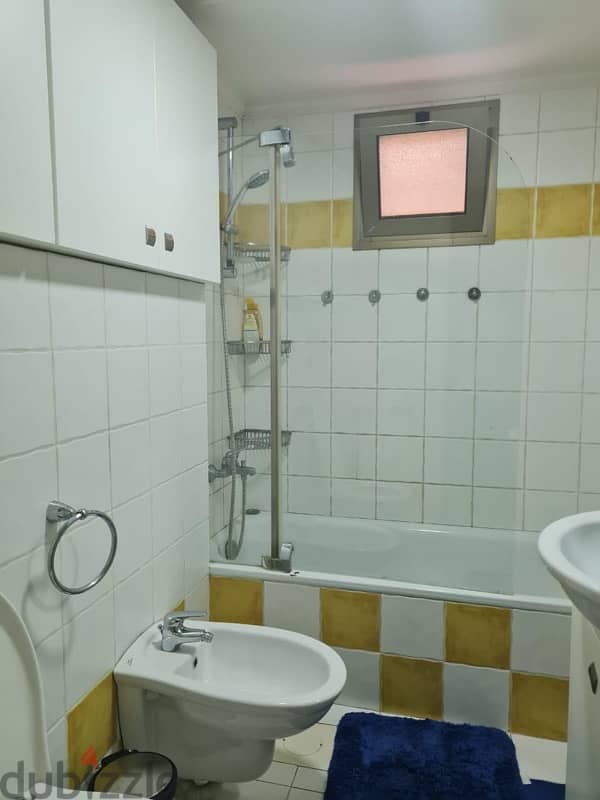 apartmanı for rent tabarja kel chaher bcharo 8