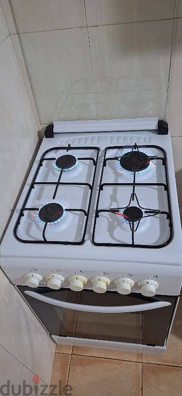 Gaz & Oven LUXELL Smart Turkey 135 دولار Used only 1 month بعدو جديد 1