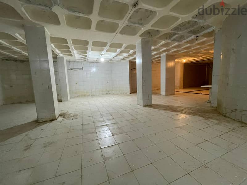 JH24-3679  Ground Level Warehouse / Showroom 850m for rent in Dbayeh 3