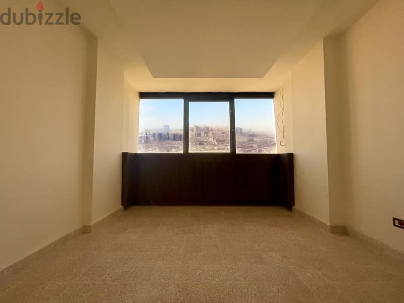 JH24-3682 Office 280m for rent in Zalka, $ 2800 cash 2