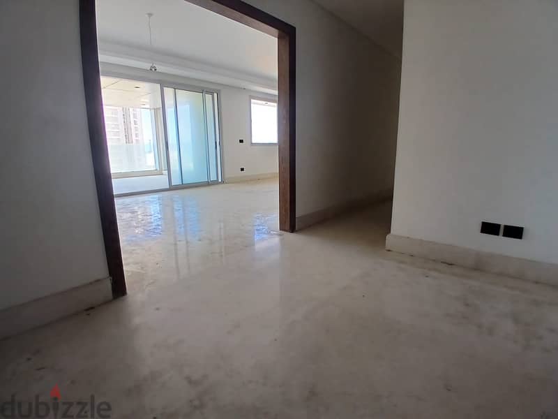 Apartment For sale In Rawche شقة للبيع في الروشة 4