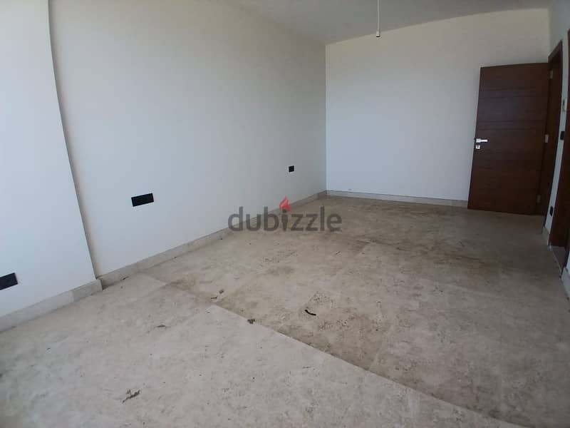 Apartment For sale In Rawche شقة للبيع في الروشة 12