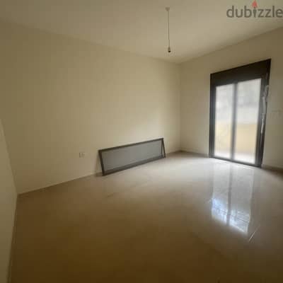 Apartment for sale in Mazraat Yachouh شقة للبيع في مزرعة يشوع