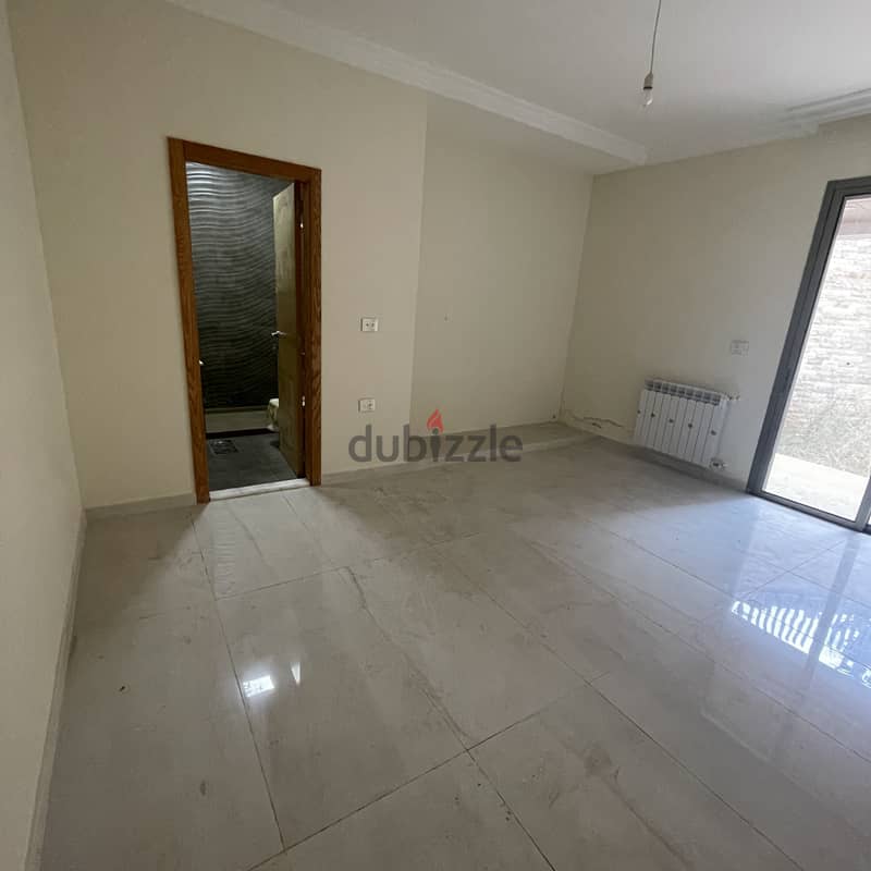 Apartment for sale in Ain Aar شقة للبيع في عين عار 6