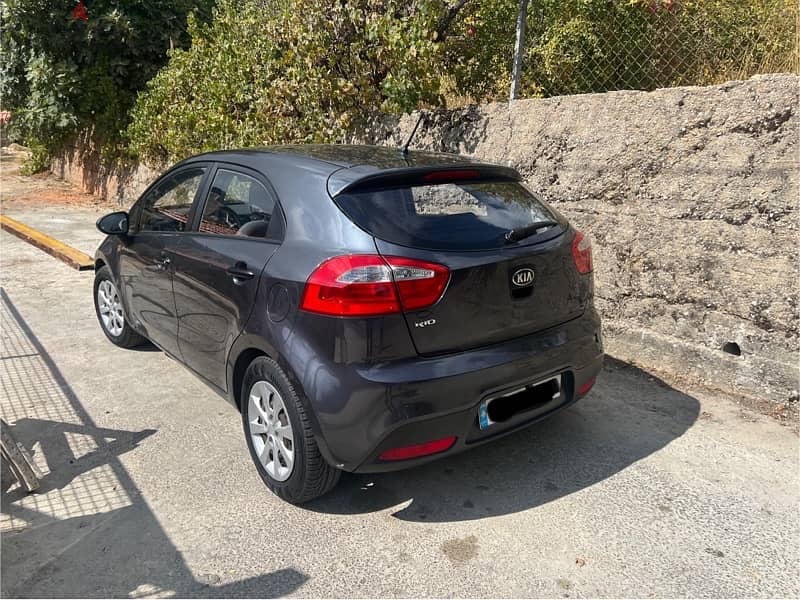 Kia Rio 2013 8