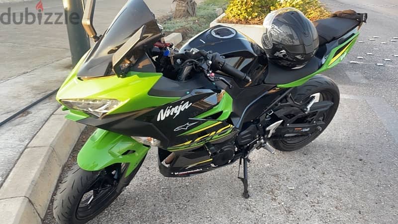 kawaski ninja 400 2019 racing team 2