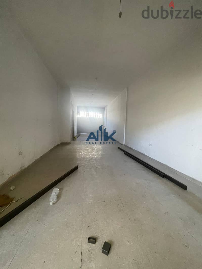 OFFICE 70 Sq. FOR RENT In DAWRA! مكتب للايجارفي الدورة 1