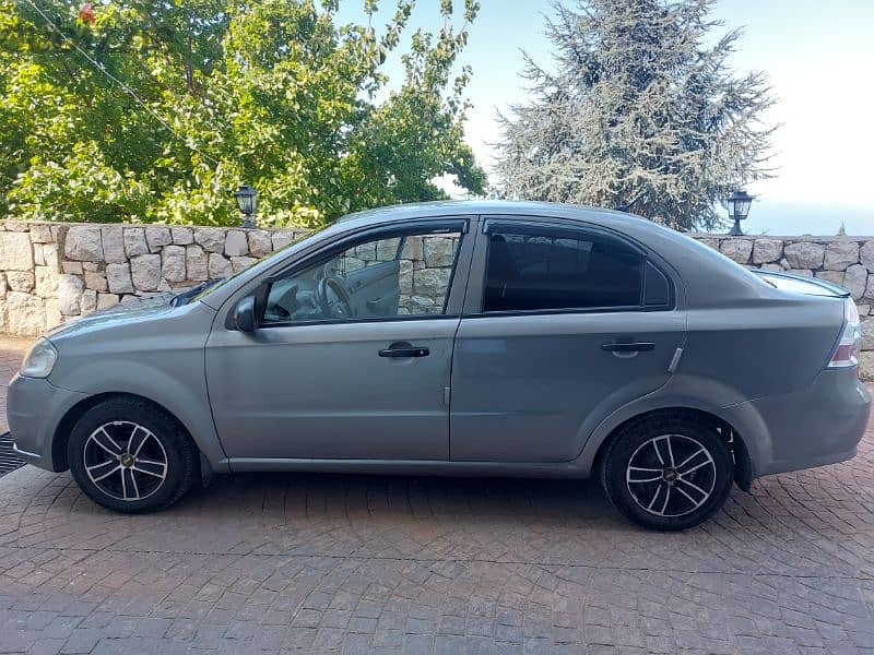 Chevrolet Aveo 2011 1