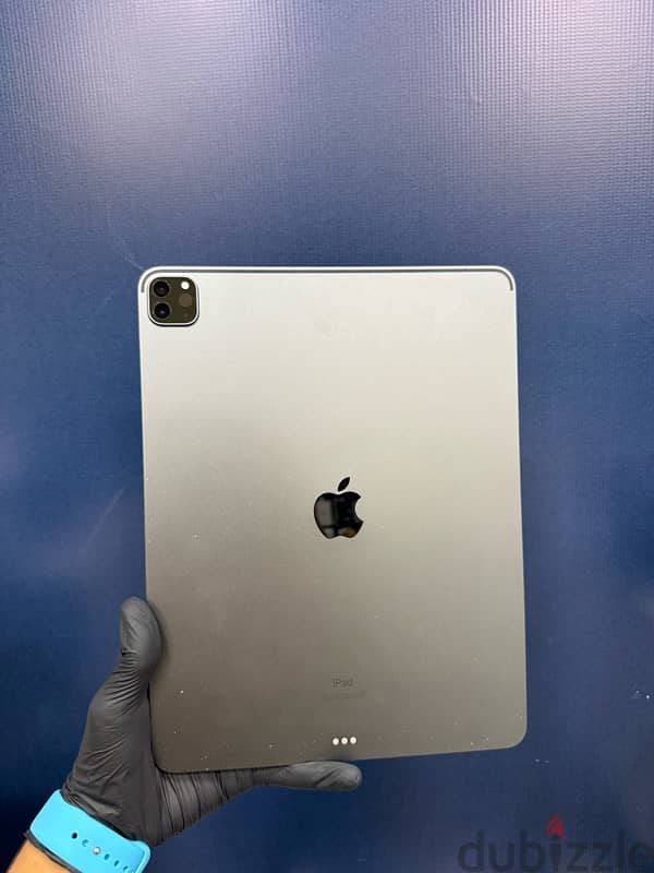 iPad Pro (12.9-inch) (5th generation) 5