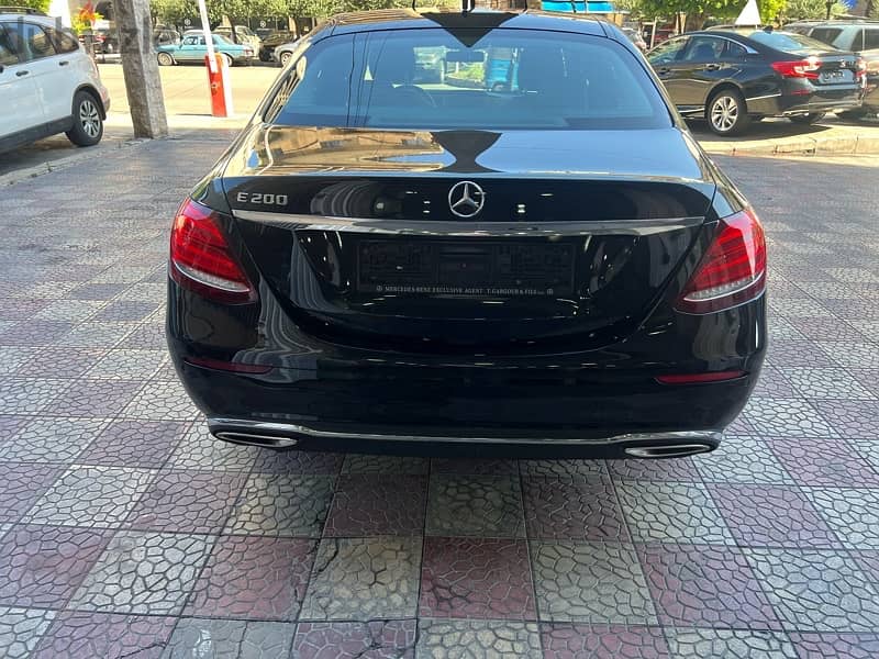 Mercedes-Benz E-Class 2018 4