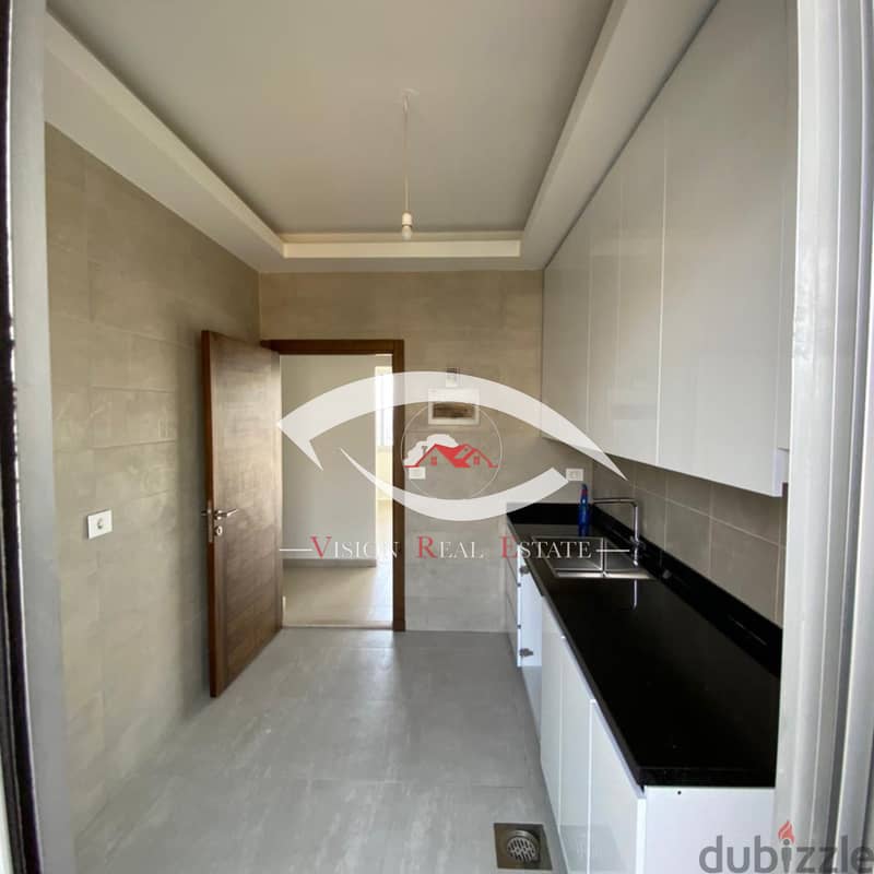 apartment for sale in ashrafieh/ شقة للبيع اشرفية 5