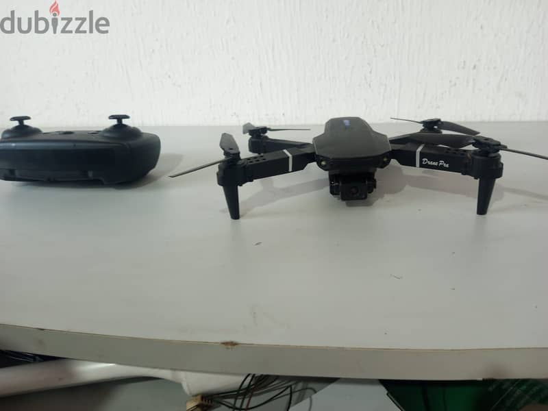 E88 PRO drone with camera - Good condition 3