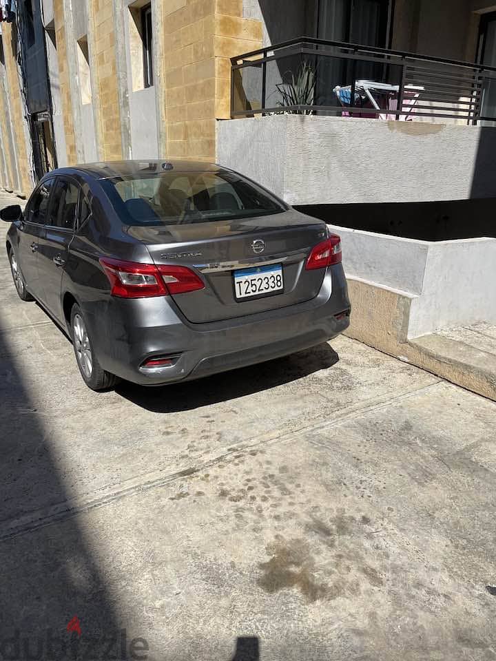 Nissan Sentra 2018 1