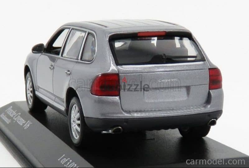 Porsche Cayenne V6 diecast car model 1;43 2