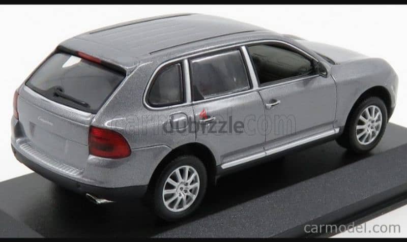 Porsche Cayenne V6 diecast car model 1;43 4