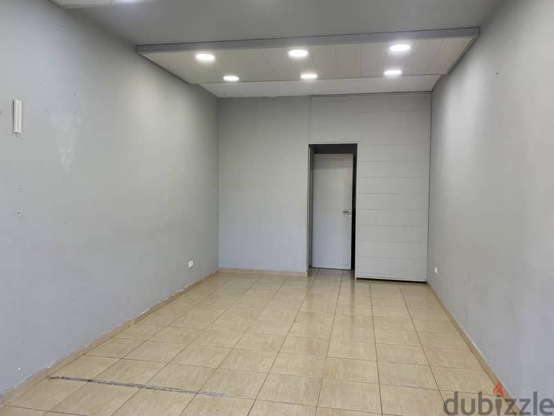 RWB142NK - Shop for rent in Amchit 0