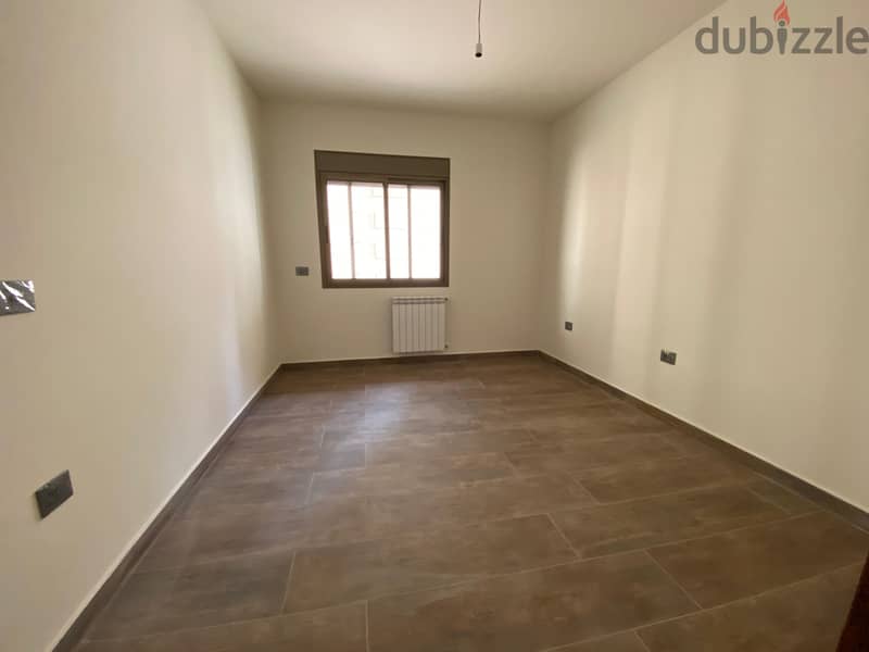 Apartment for sale in Naqqache شقة للبيع في نقاش 4