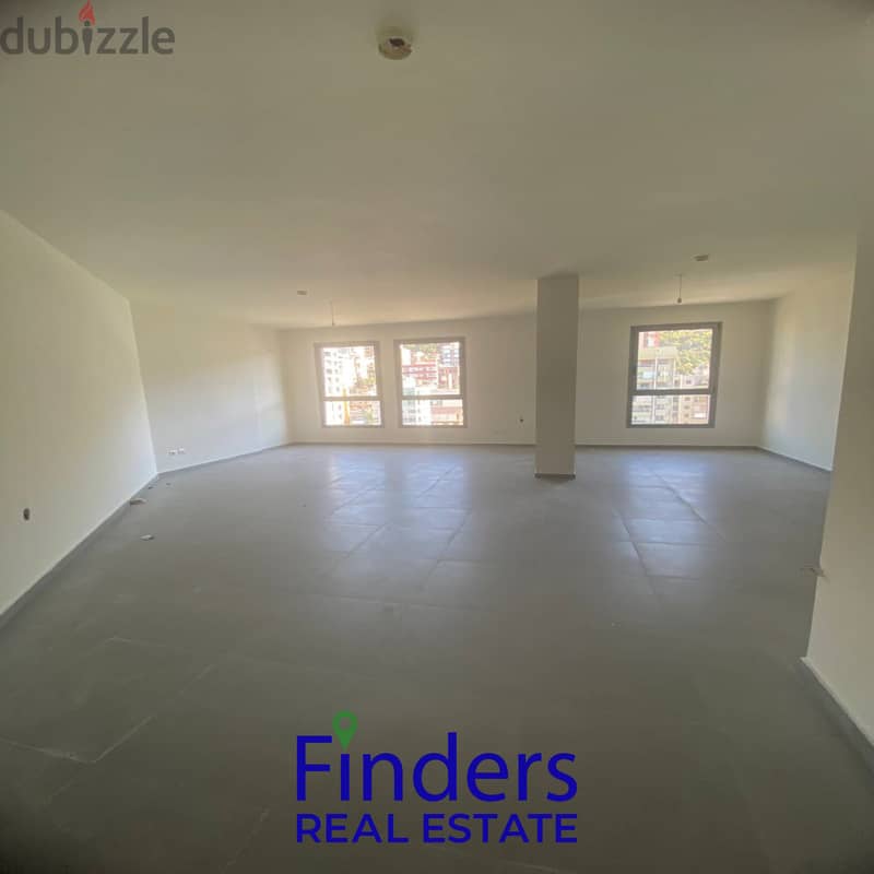 Office for rent in Jal El Dib! مكتب للإيجار في جل الديب 2