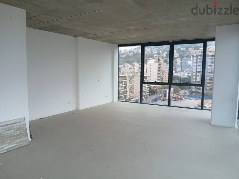 Office for rent in Naccahe with panoramic view in Marina Gate Tower 4