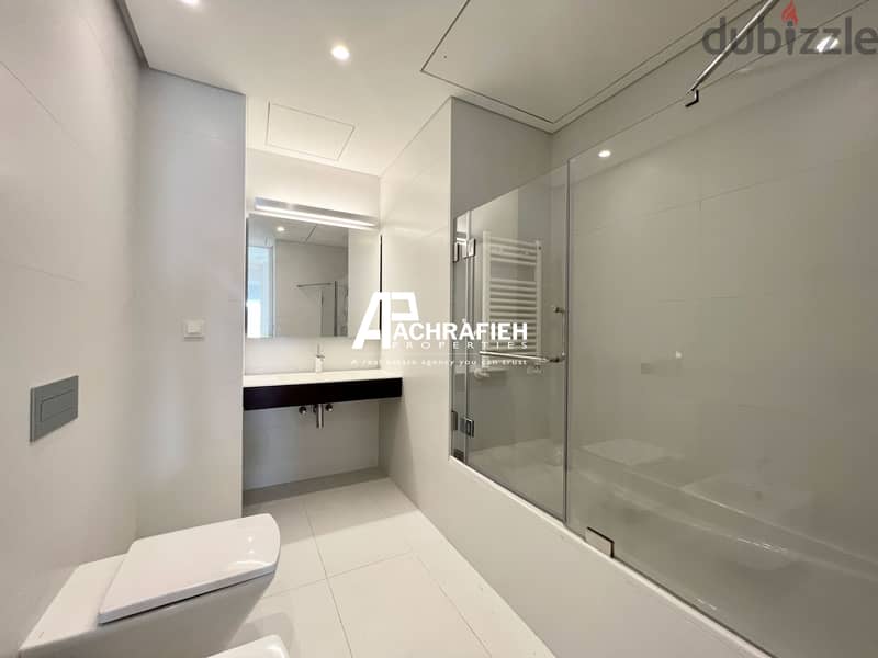 HOT DEAL! - Apartment for Sale in Achrafieh - شقة للبيع في الأشرفية 13