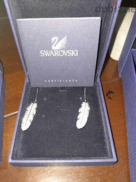 Swarovski 1