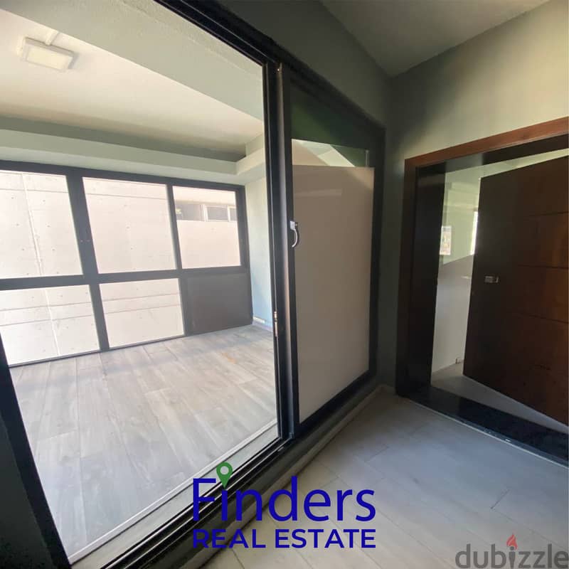 Office for rent in Jal El Dib! | مكتب للإيجار في جل الديب 2