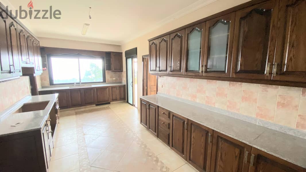 Apartment for sale in bhersaf/ Garden 8