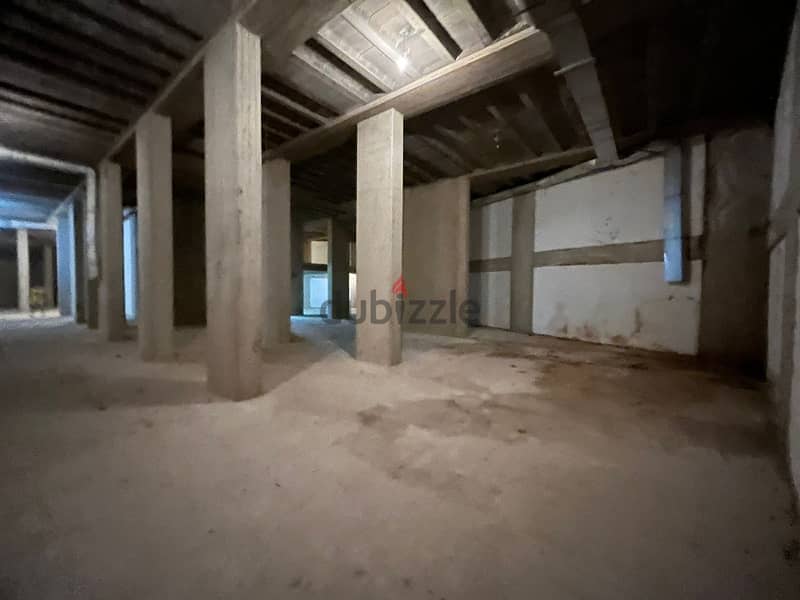 SPACIOUS WAREHOUSE IN HARET SAKHER PRIME (2000Sq), (HSR-107) 2