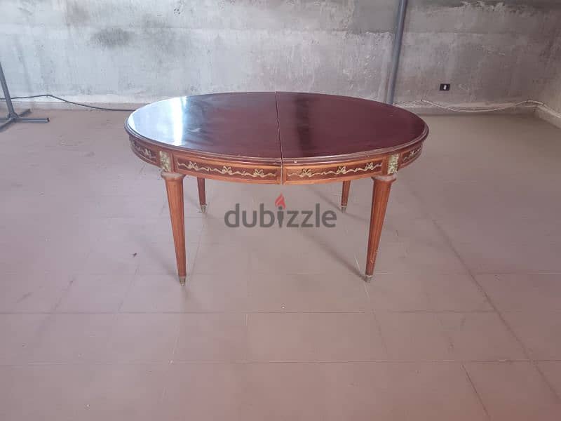 dining table antique bois de loupe/طاولة سفرة أنتيك 2