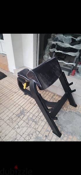 Preacher curl bench NEW very good quality 340$ 3