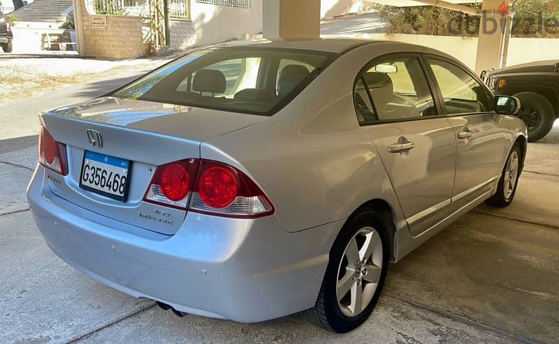 Honda Civic 2009 4