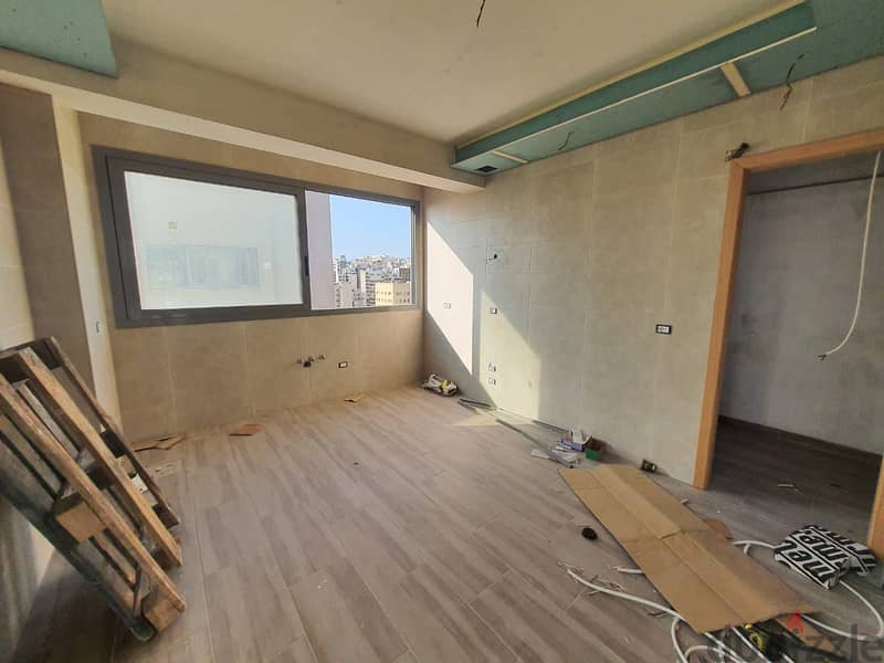 Duplex for rent in Mazraa, Beirut دوبلكس للإيجار في المزرعة، بيروت 3