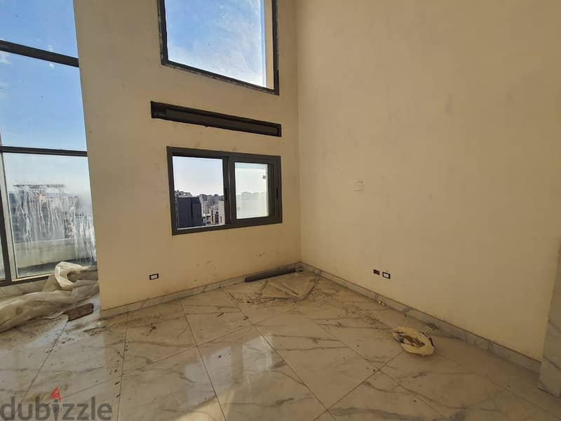 Duplex for rent in Mazraa, Beirut دوبلكس للإيجار في المزرعة، بيروت 4