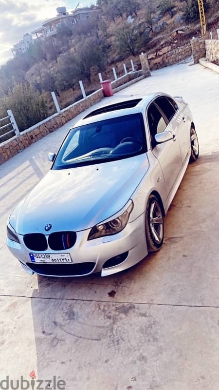 BMW M5 2004 2