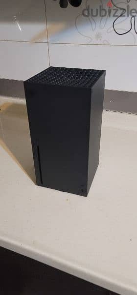 Xbox series x (Used 3 month) 1