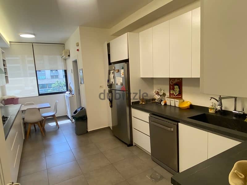 3-bedroom Apartment in Ras El Babih 4