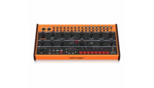 Behringer Crave Synthesizer 0