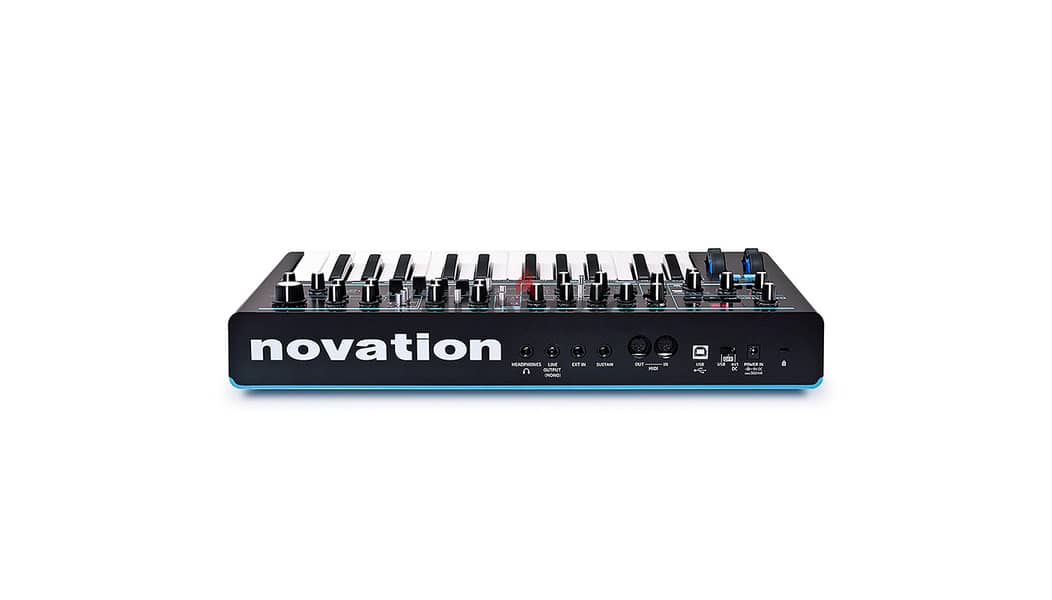 Novation Bass Station II Synthesizer 1