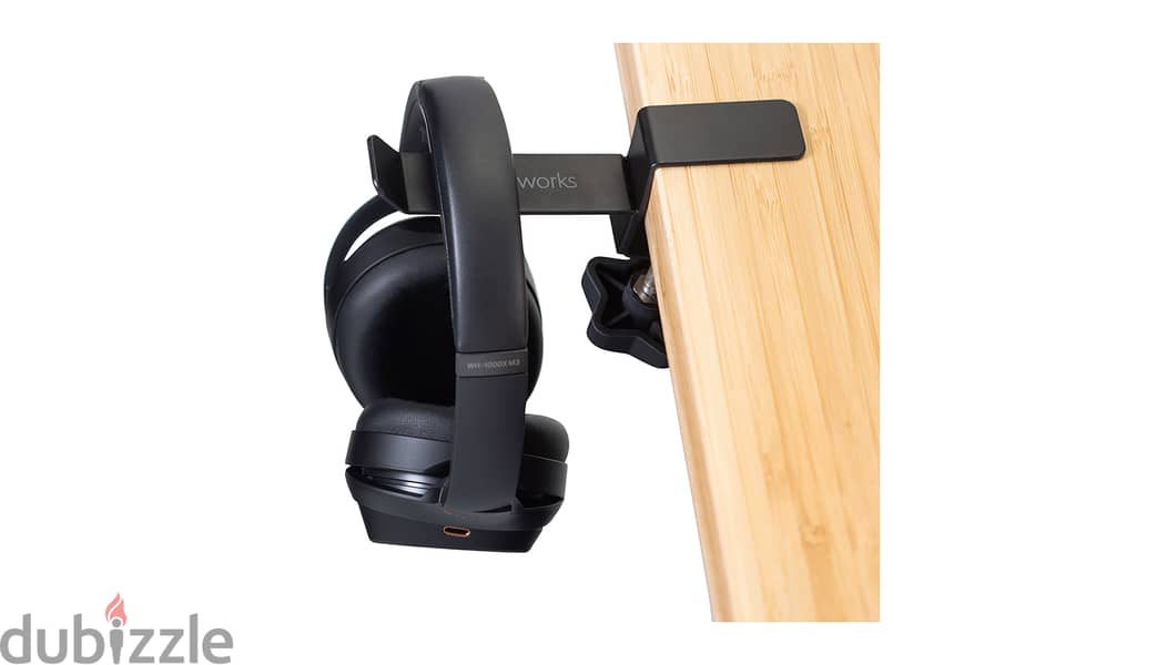 Gator Frameworks Headphone Hanger 1