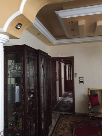 apartment For sale in mazer3a. شقة للبيع في المزرعة بيروت ١٦٠،٠٠٠$