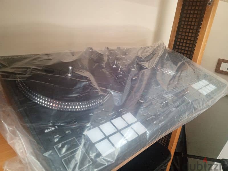 Hercules DJ controller inpulse T7 1