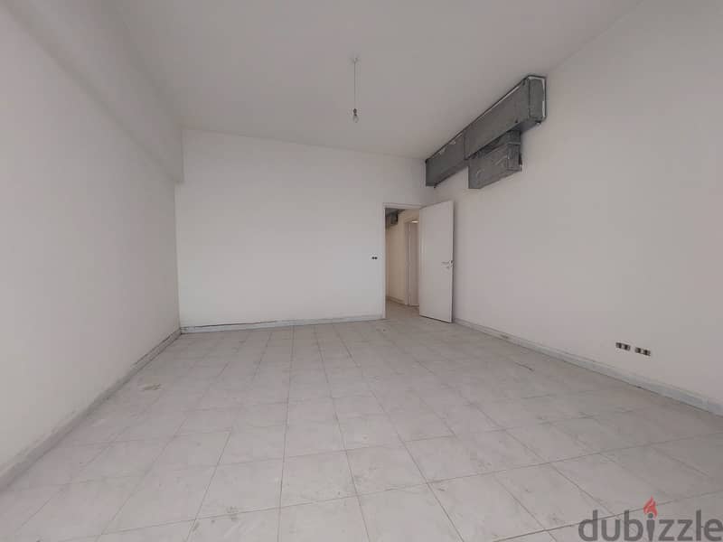 Office for rent in Mtayleb مكتب للايجار في المطيلب 3