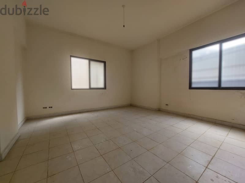 Office for rent in Mtayleb مكتب للايجار في المطيلب 4