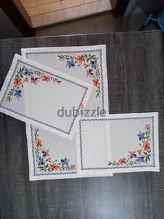 Handmade table cloth set 0